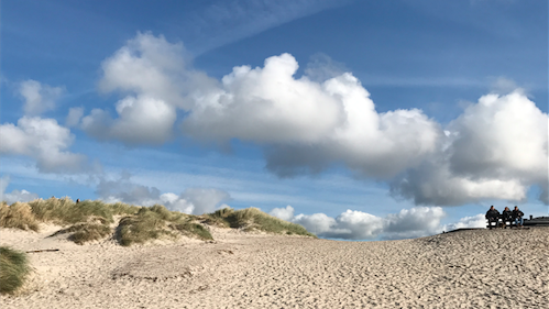 Strand og himmel